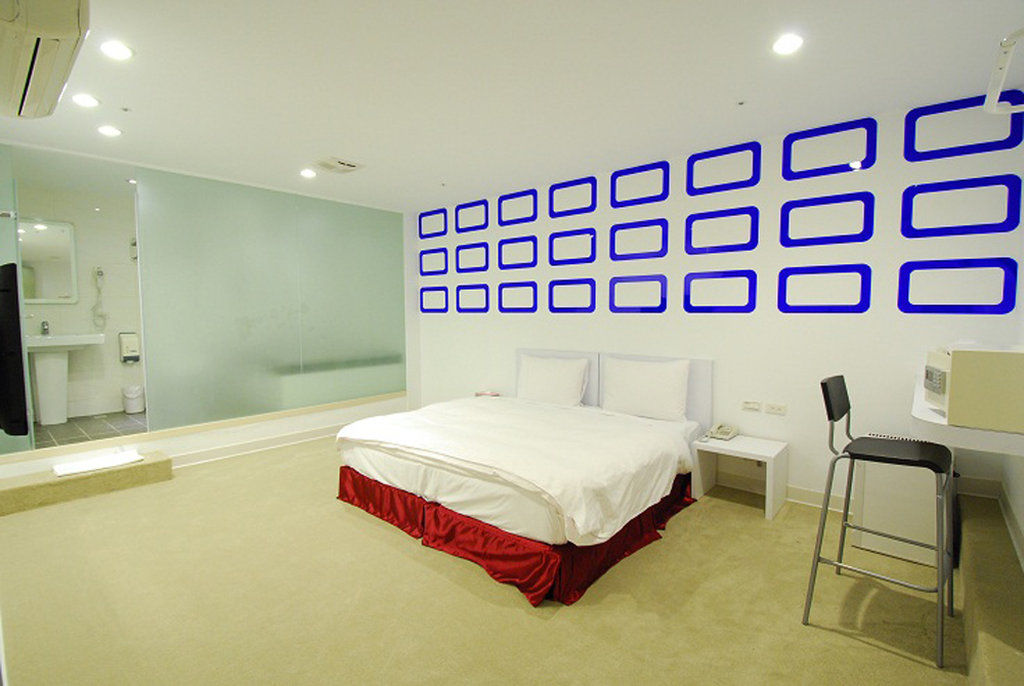 Hotel 6 - Wannien Taipei Exterior photo